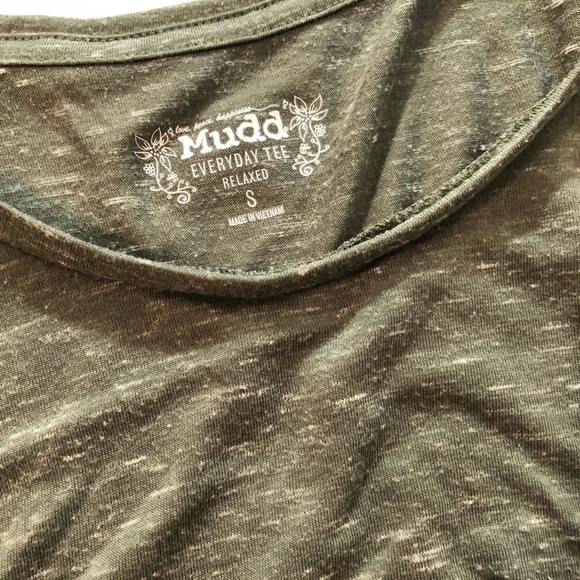 Mudd army green t shirt - Picture 2 of 10